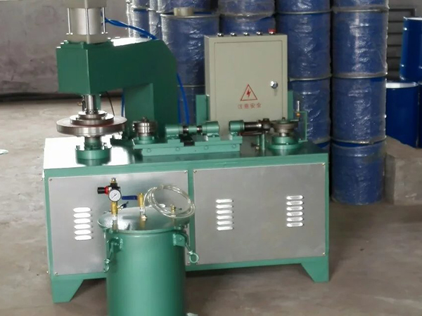 預(yù)卷噴膠機(jī)